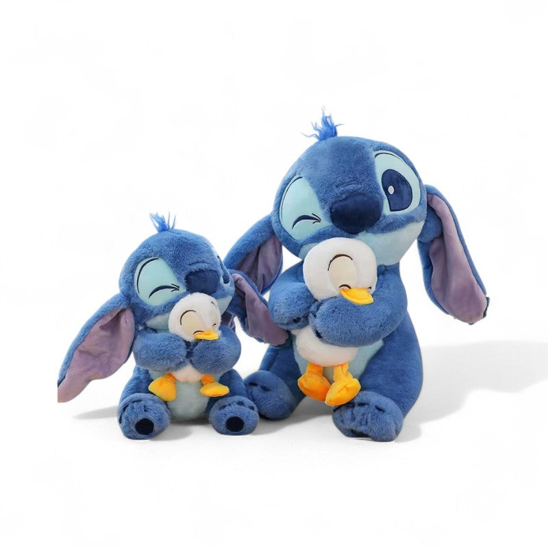 Peluche Stitch avec son doudou canard
