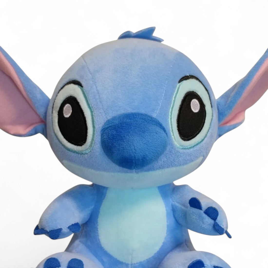 peluche Stitch Disney tendre câlin