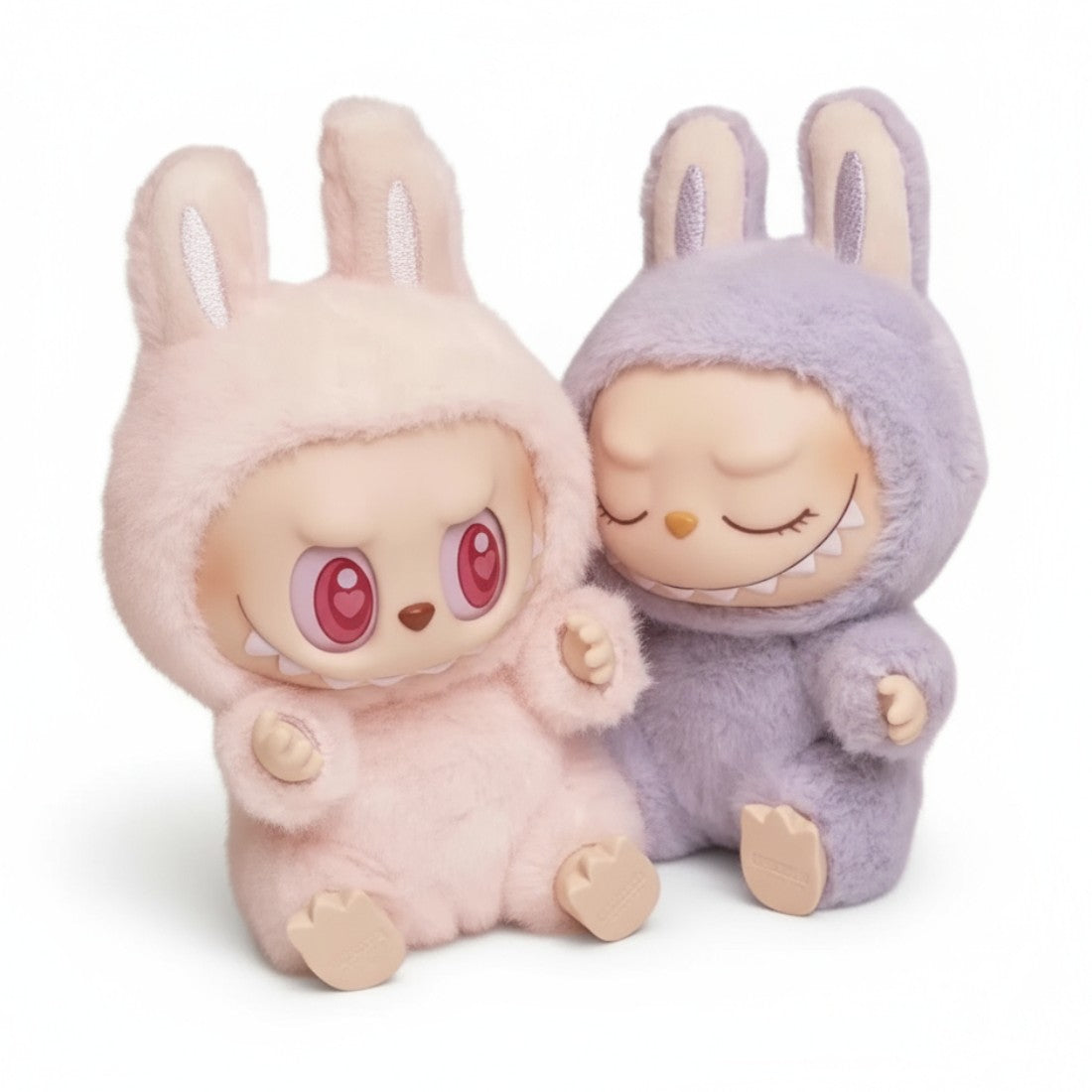 Blind box peluche type Labubu assis (non officiel)