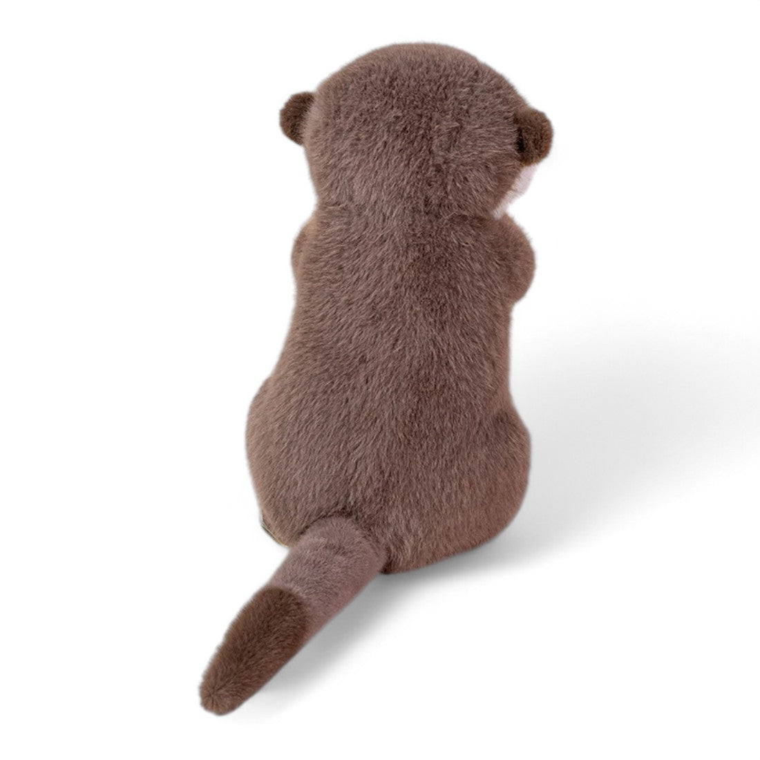 Loutre en peluche attendrissante