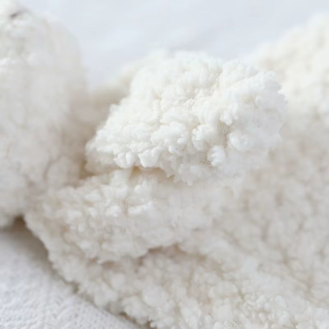 Peluche doudou lapin blanc tout doux pour bébé
