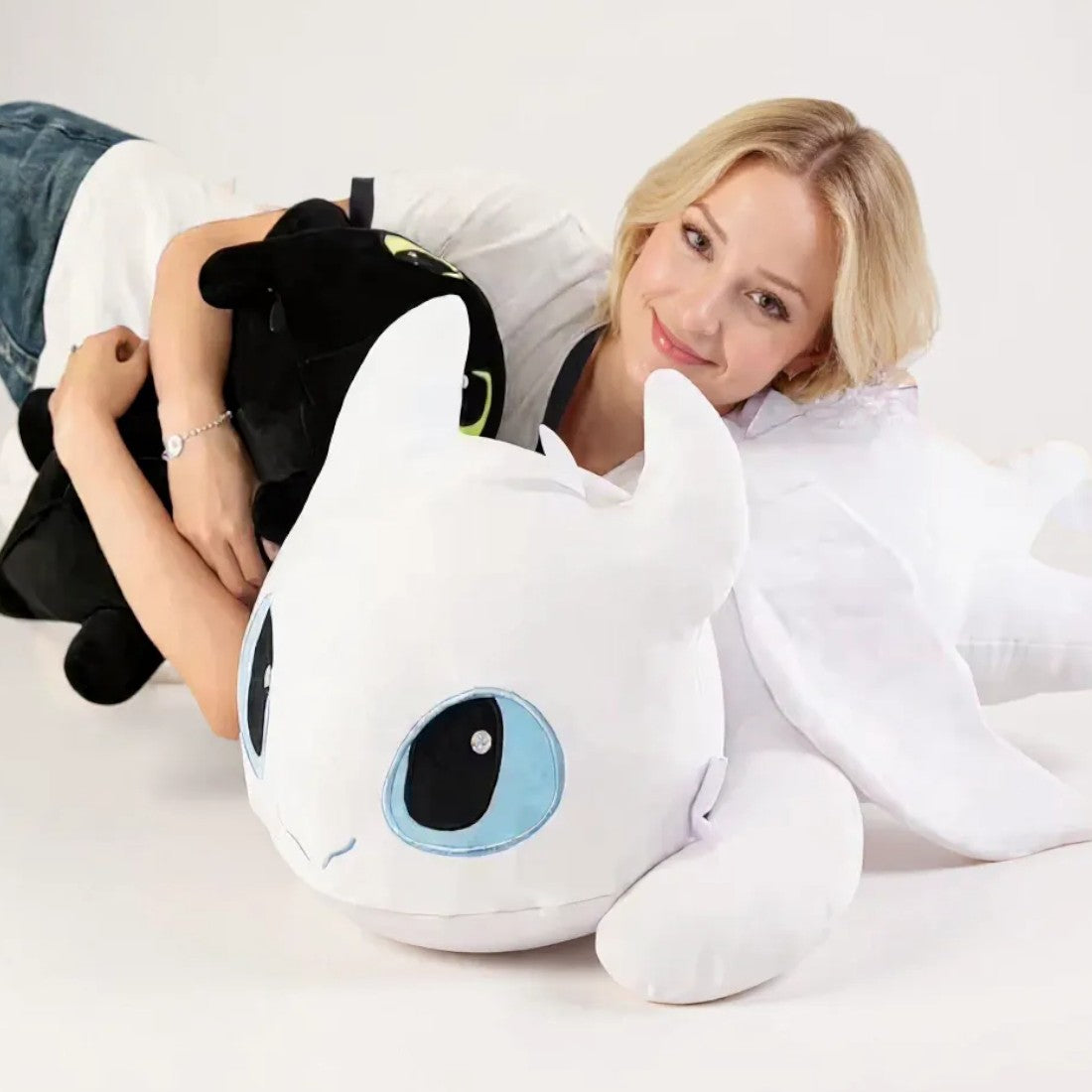 Peluche géante Krokmou et Furie éclair Dragons