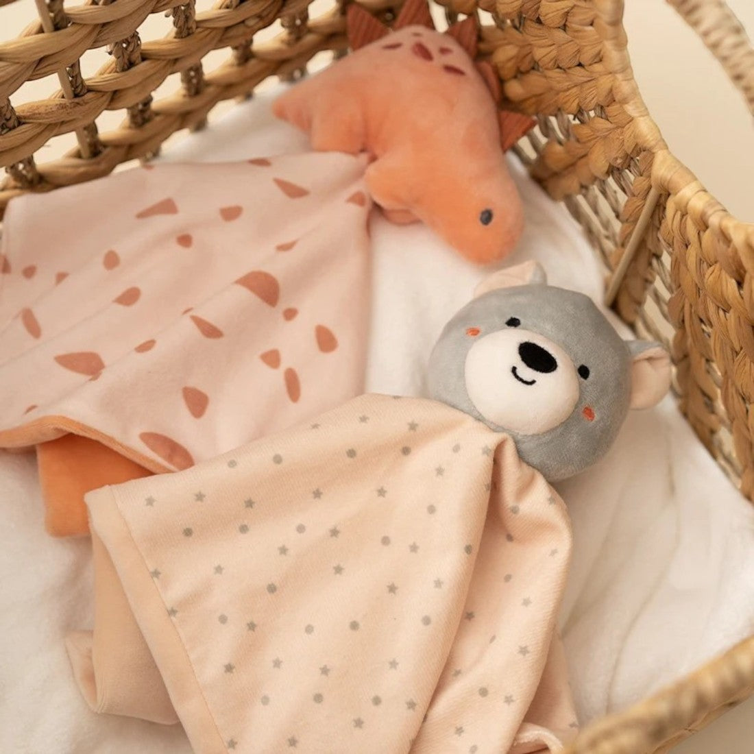 Doudou carré peluche douce dino orange pour bébé