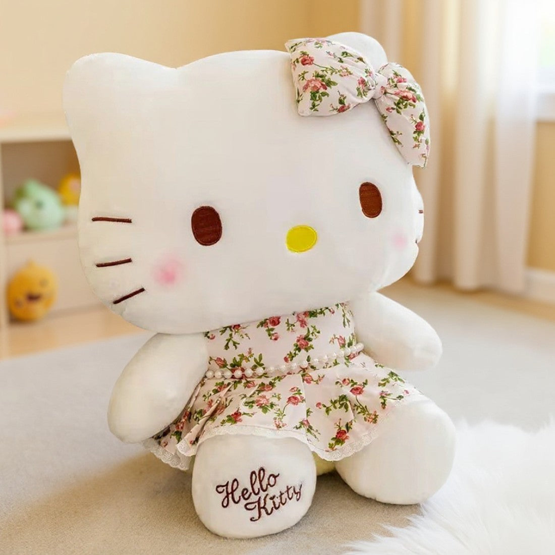 Peluche Hello Kitty délicate avec robe fleurie