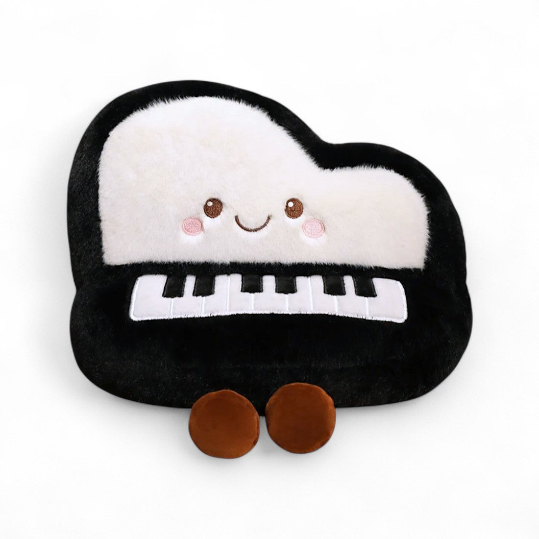 Peluche en forme de piano kawaii noir et blanc avec visage souriant et touches brodées, posée sur fond blanc.