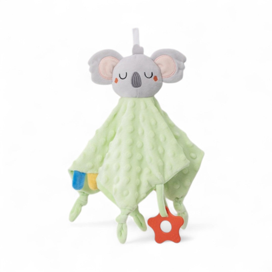 Doudou carré vert en tissu minky à pois, tête de koala gris en peluche et anneau de dentition rouge en silicone, sur fond blanc