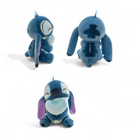 Peluche Stitch et Angèle amoureux