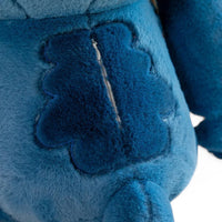 Peluche Stitch et Angèle amoureux