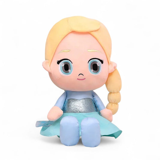 Peluche Reine des Neiges Elsa poupée douce, en robe bleue scintillante, cheveux blonds en tresse, assise, sur fond blanc.