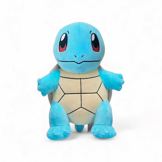 Peluche Carapuce Pokémon bleue représentant une tortue, debout, sur fond blanc.