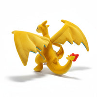 peluche pokémon - dracaufeu rugissant - vue arrière, flamme de la queue