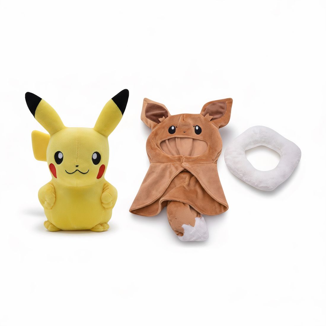 peluche pokémon - pikachu déguisé en évoli