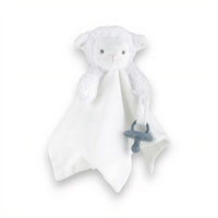 Doudou mouton blanc tout doux avec attache tétine, texture douce, sur fond blanc.