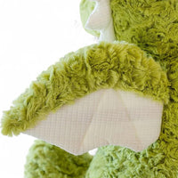 Dragon moelleux en peluche 30 cm - gros plan sur l'aile verte