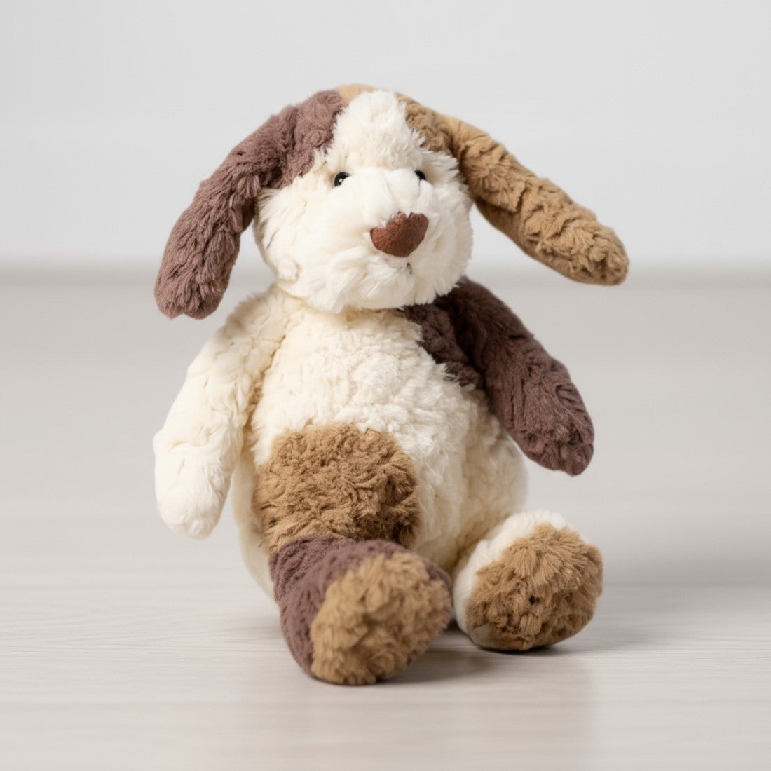 Peluche chien doux et moelleux