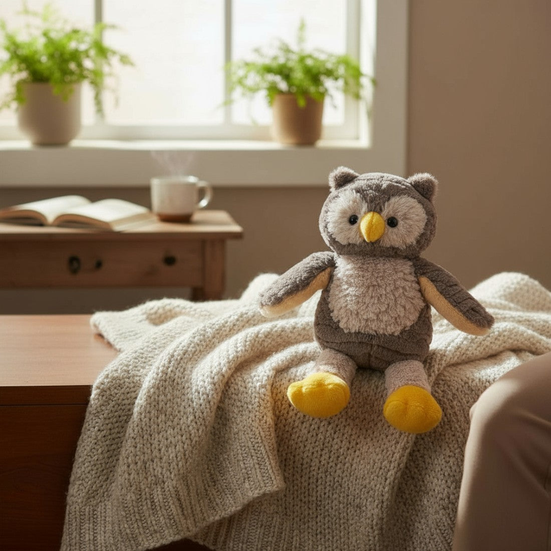 Peluche chouette grise et jaune