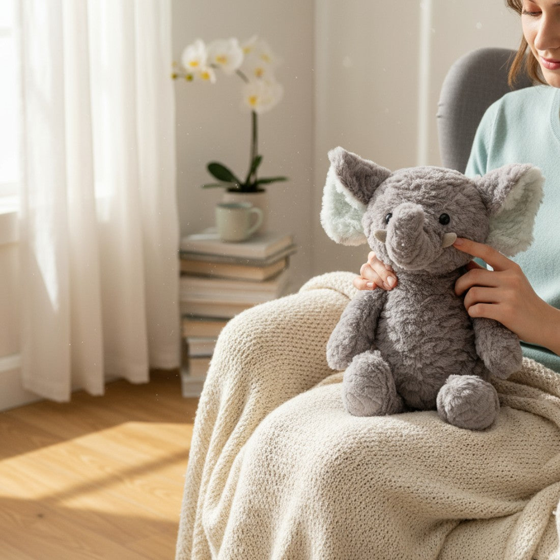 Peluche éléphant gris tout doux