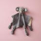 Doudou plat éléphant crocheté lange coton bicolore