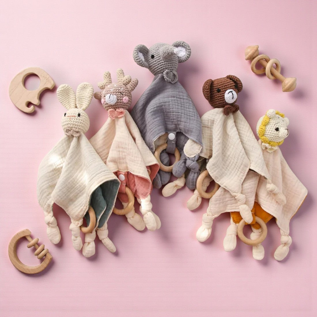 Doudou ours crocheté avec lange en coton bicolore