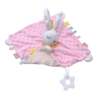Doudou carré lapin minky pastel avec anneau de dentition - modèle rose vu de dessus, coin replié