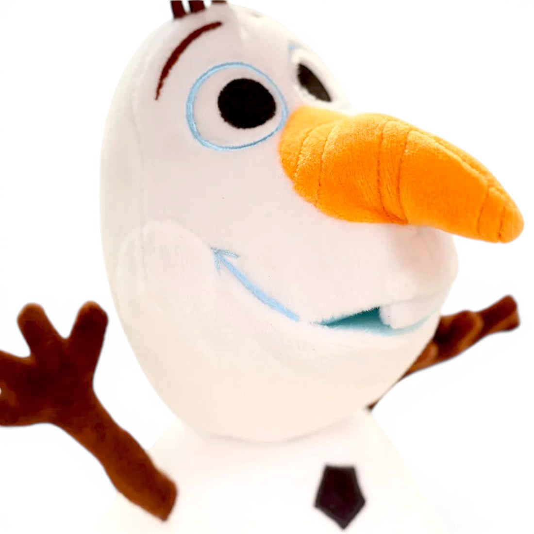 Peluche Olaf joyeux - gros plan sur le visage et le nez
