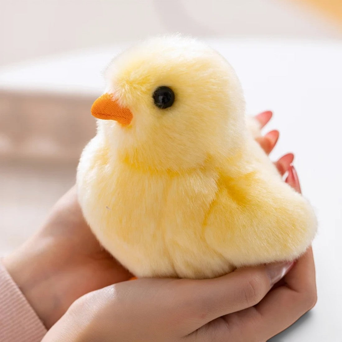 Peluche poussin jaune tout doux réaliste