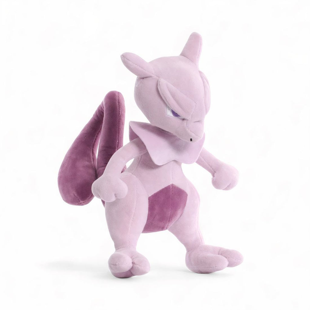 Peluche Pokémon – Mewtwo iconique - vue de trois-quarts avec la queue