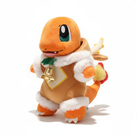 Peluche Pokémon – Salamèche en costume de renne de Noël - vue de trois-quarts avec la queue