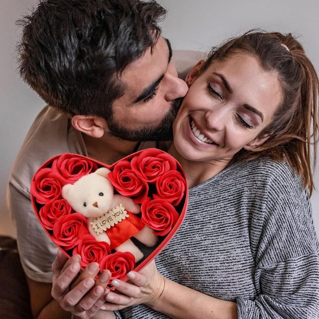Coffret cadeau coeur en savon avec ours en peluche