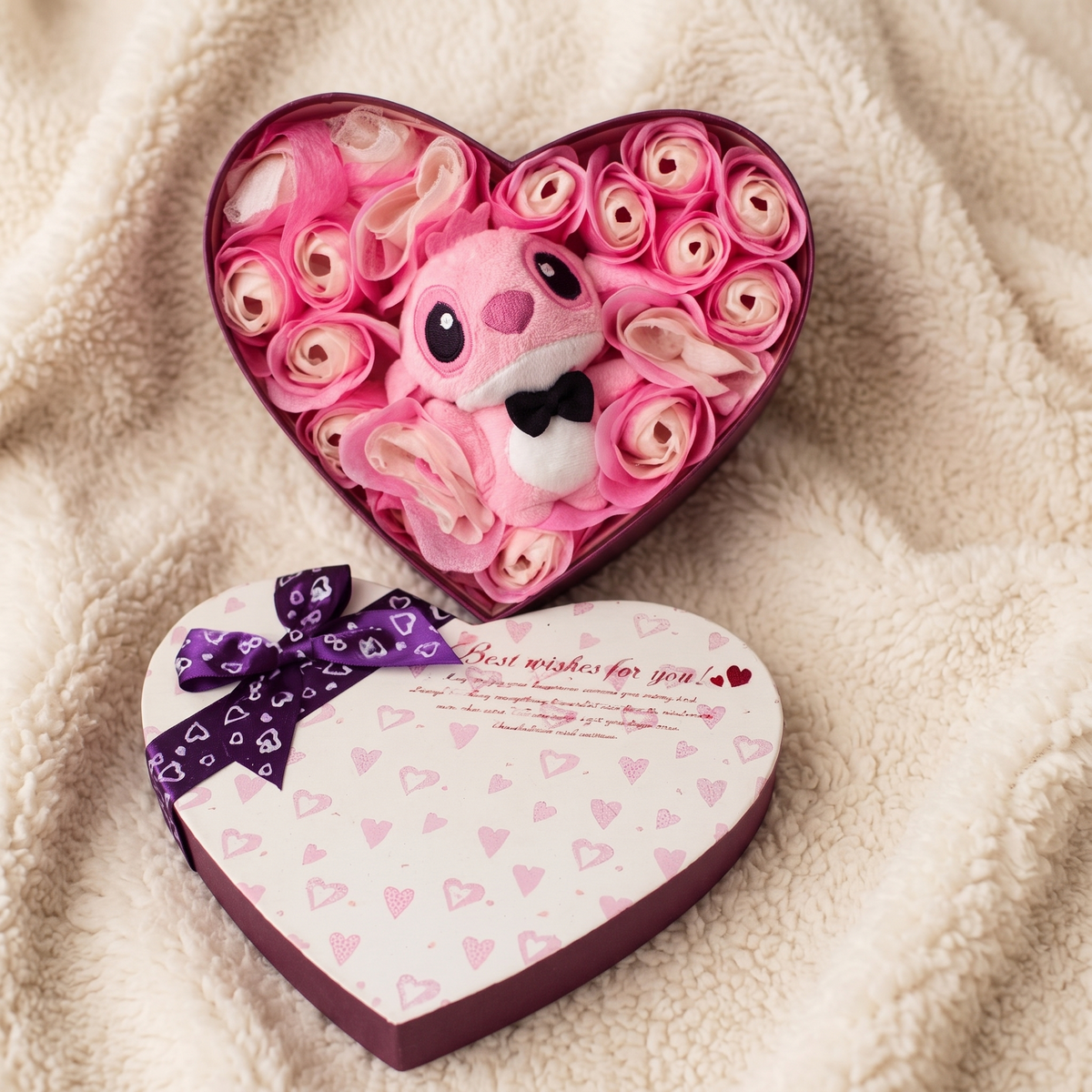 Coffret Peluche Angel Saint-Valentin - Detail matière