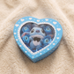 Coffret Peluche Stitch Boîte Cœur Roses Bleues - Détail matière