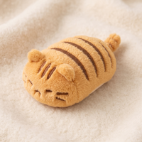 Gestreiftes orangefarbenes Katze Kuscheltier - Détail matière