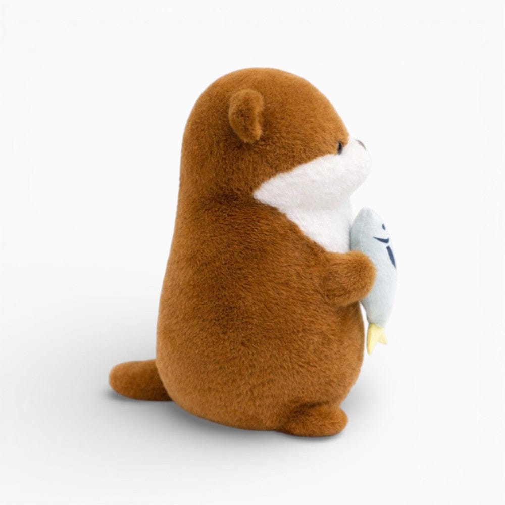 Kleiner Otter Kuscheltier mit Fisch in den Pfoten