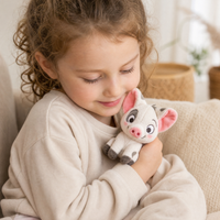 Peluche Aimantée Épaule Cochon Pua Disney - Utilisation cosy intérieur