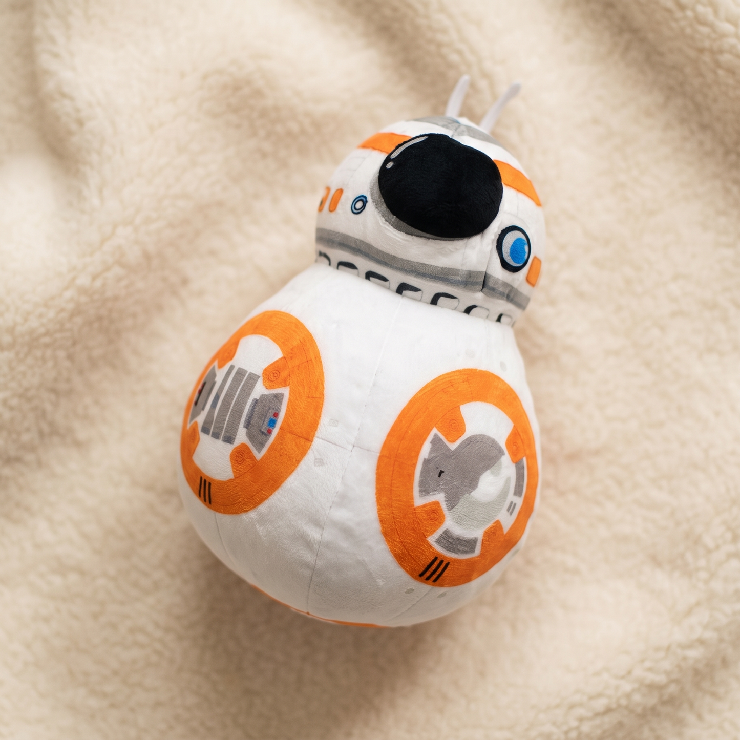 Peluche BB-8 Droïde Star Wars 20cm - Détail matière