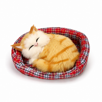 Peluche Chat Endormi avec Panier Décoratif - Modèle 2