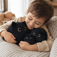 Peluche Chat Noir aux Grands Yeux - Utilisation cosy intérieur