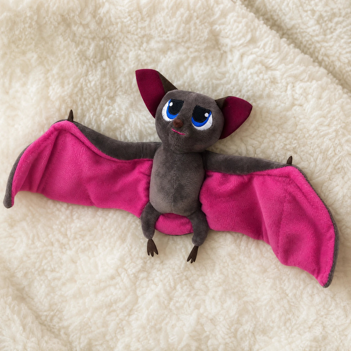 Peluche chauve-souris Halloween douce et effrayante - Détail matière