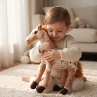 Peluche Cheval Réaliste Blanc et Marron - Utilisation cosy intérieur