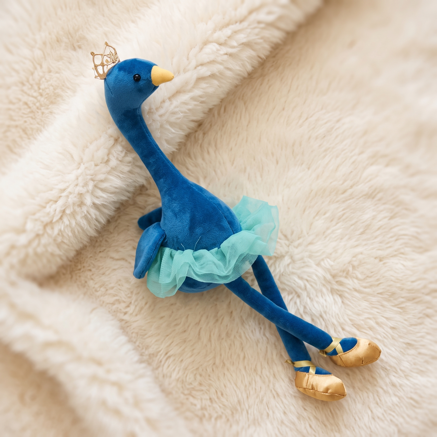 Peluche Flamant Bleu avec Couronne Dorée - Détail matière