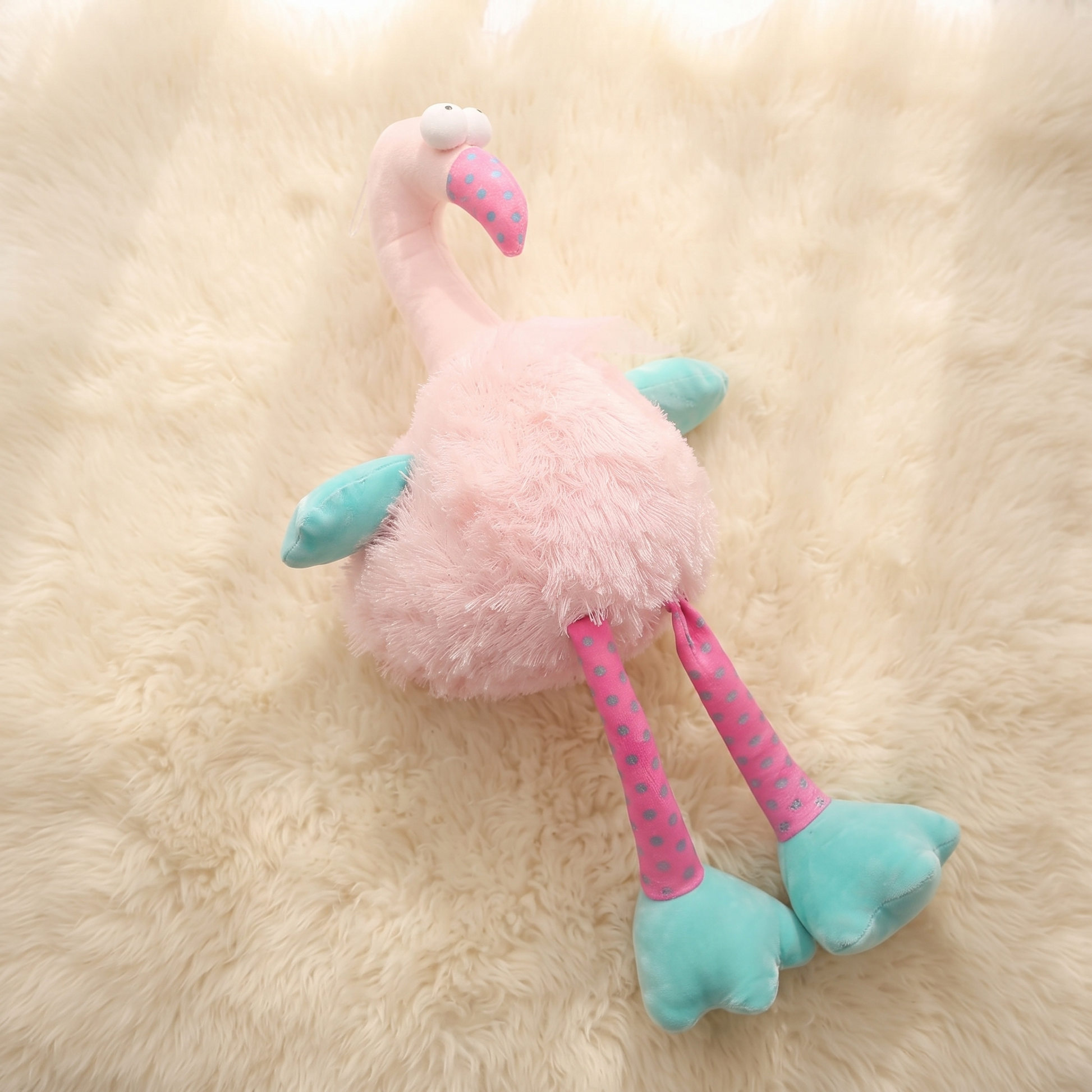 Peluche Flamant Rose Colorée - Détail matière