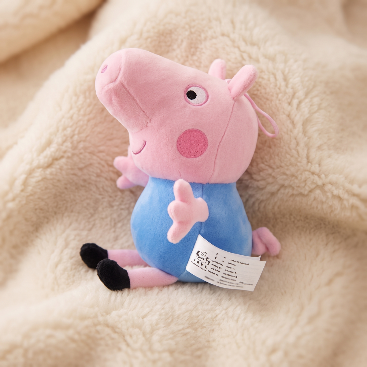Peluche George Pig 19 cm en Coton Doux - Détail matière