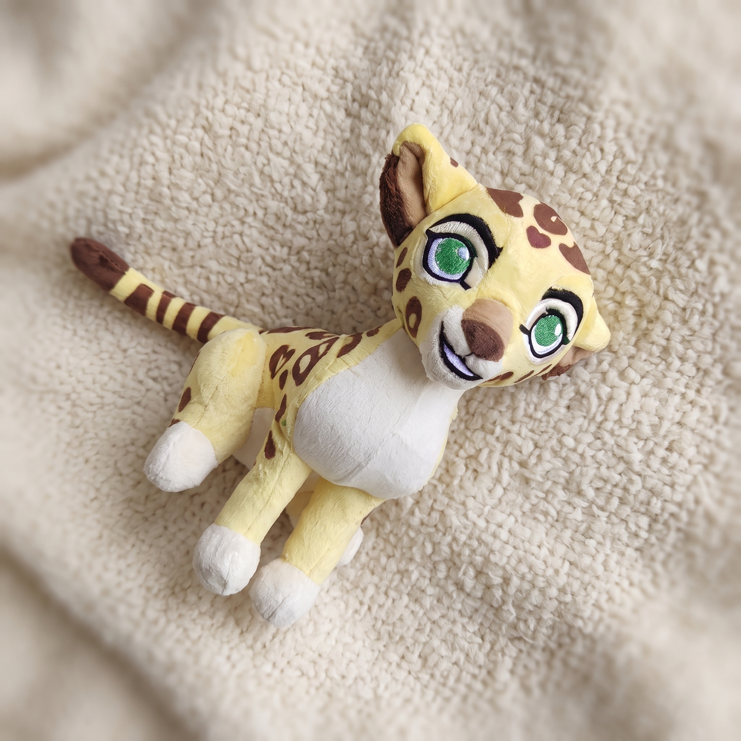 Peluche Guépard Fuli Le Roi Lion 15cm - Détail matière