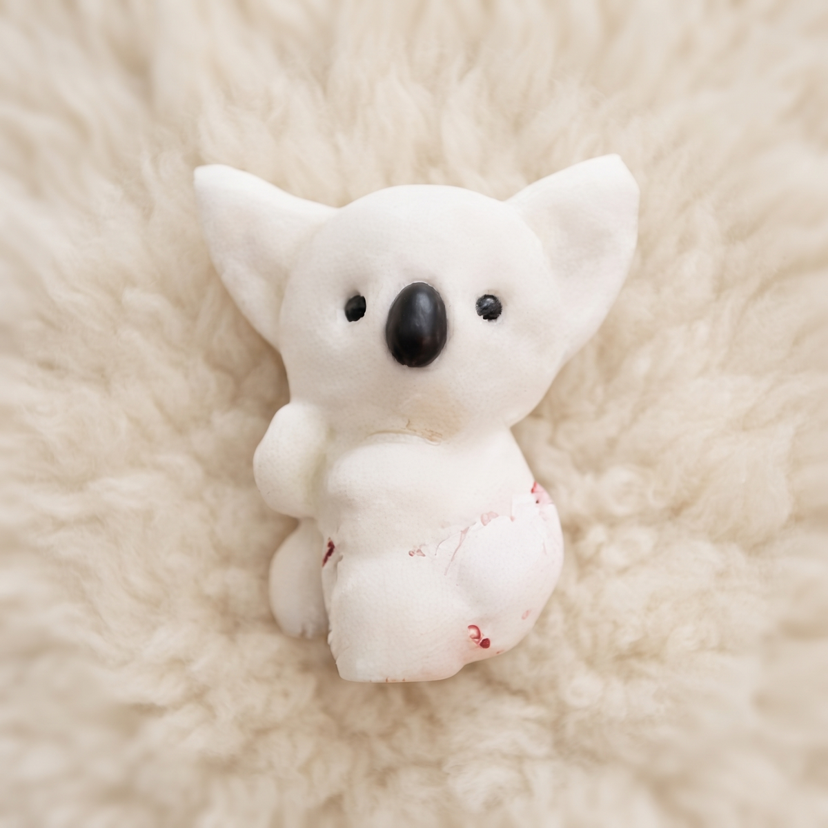 Peluche Koala Kawaii Blanche 25cm - Détail matière