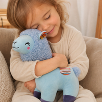 Peluche Lama Colorée à Crinière Frisée - Utilisation cosy intérieur