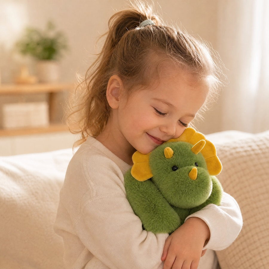 Peluche Lestée Dinosaure Tricératops Vert - Utilisation cosy intérieur