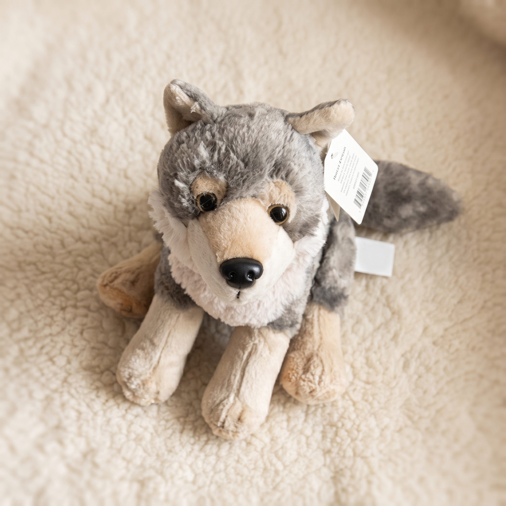 Peluche Loup Gris Adorable 20cm - Détail matière