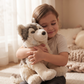 Peluche Loup Gris Réaliste 30cm - Utilisation cosy intérieur