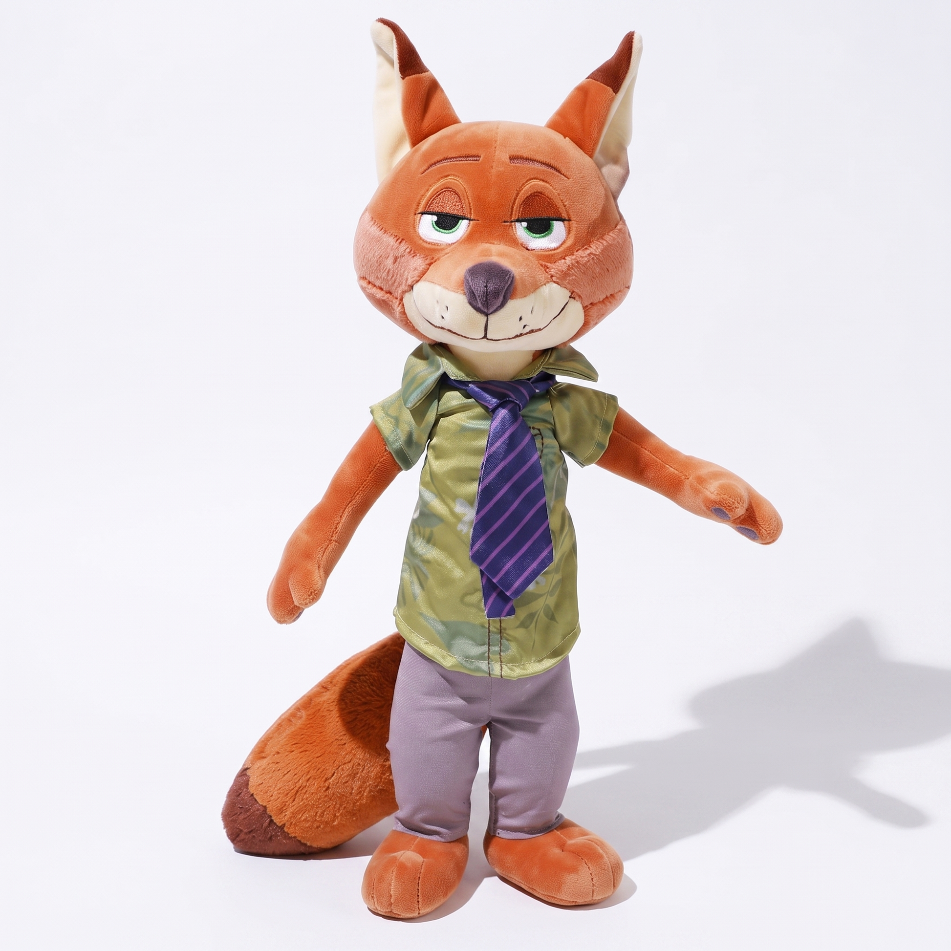 Peluche Nick Zootopie - Renard en Tenue de Bureau - Fond blanc frontal