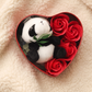 Peluche Panda Saint-Valentin Coffret Cœur & Roses - Detail matière